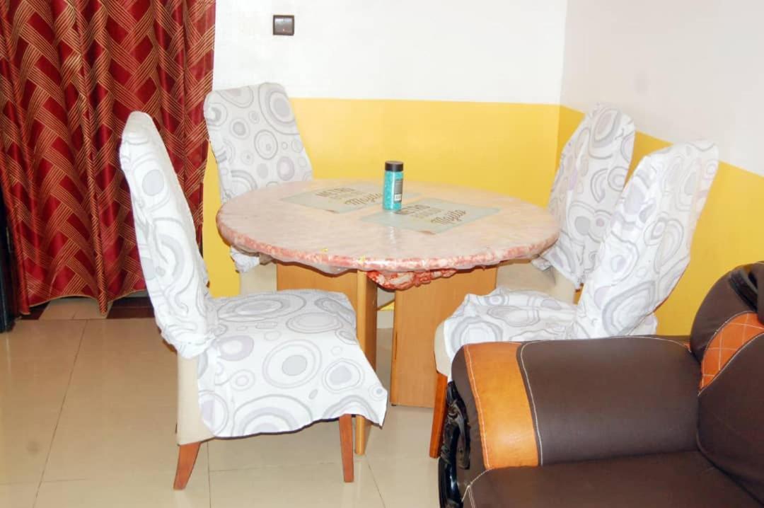 Résidences ASKÉ Abomey-Calavi Extérieur photo